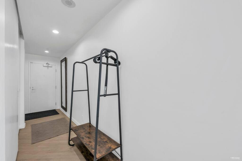 Skyview, 40Th Floor! 2Br Condo In Downtown Vancouver Exterior foto
