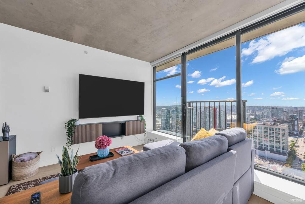 Skyview, 40Th Floor! 2Br Condo In Downtown Vancouver Exterior foto